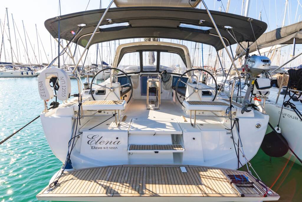 Sailing yacht Oceanis 41.1 Elena