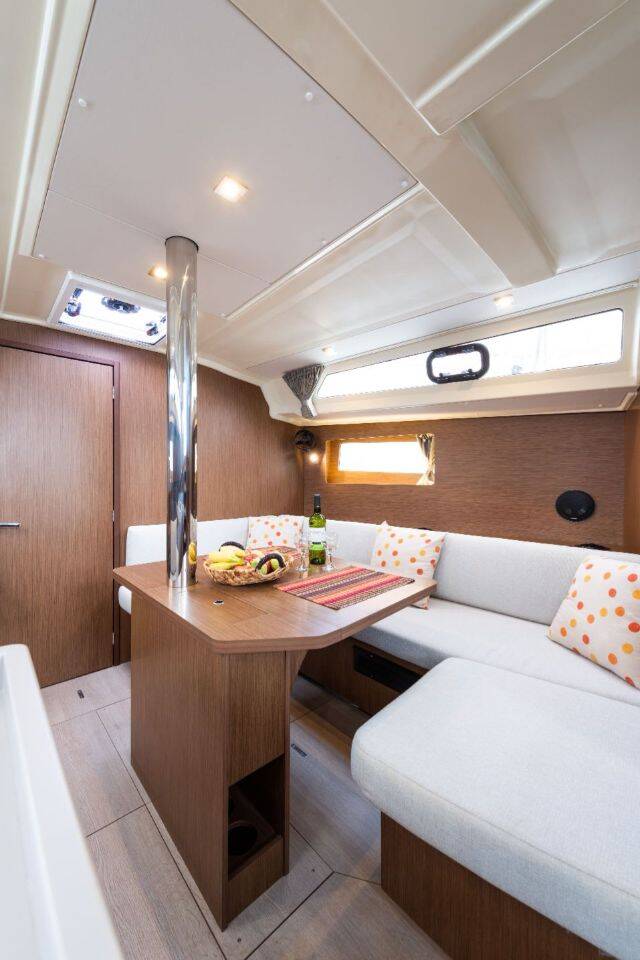 Segelyachten Oceanis 41.1 Elena
