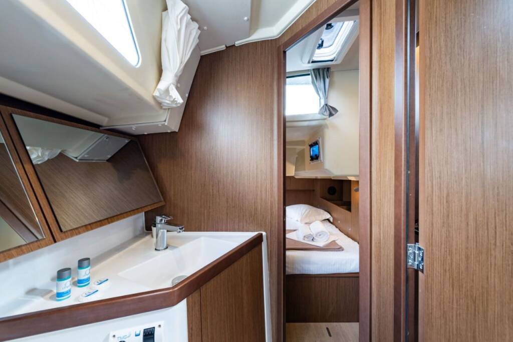 Segelyachten Oceanis 41.1 Elena