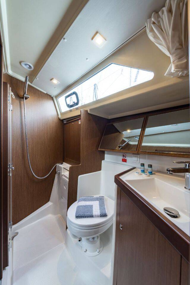 Segelyachten Oceanis 41.1 Elena