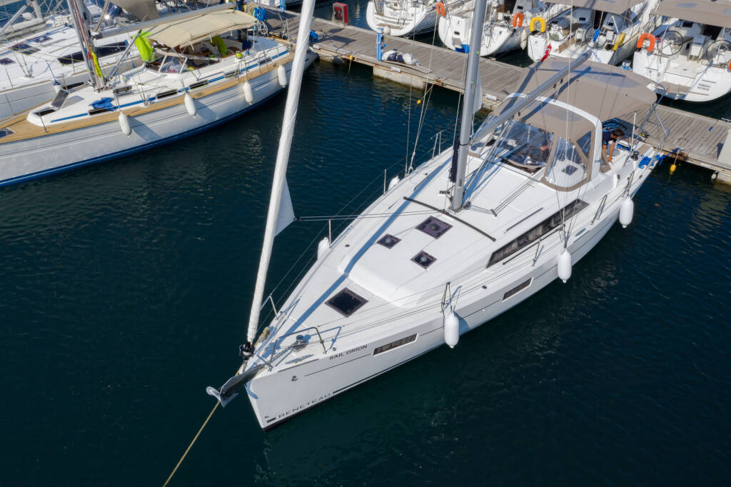 Sailing yacht Oceanis 41.1 Sail Orion