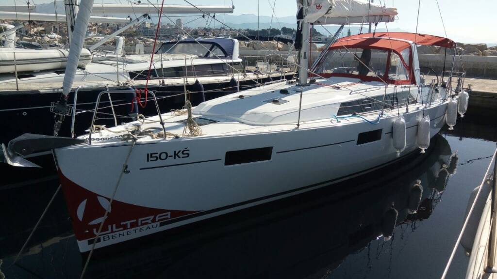 Sailing yacht Oceanis 41.1 Pia