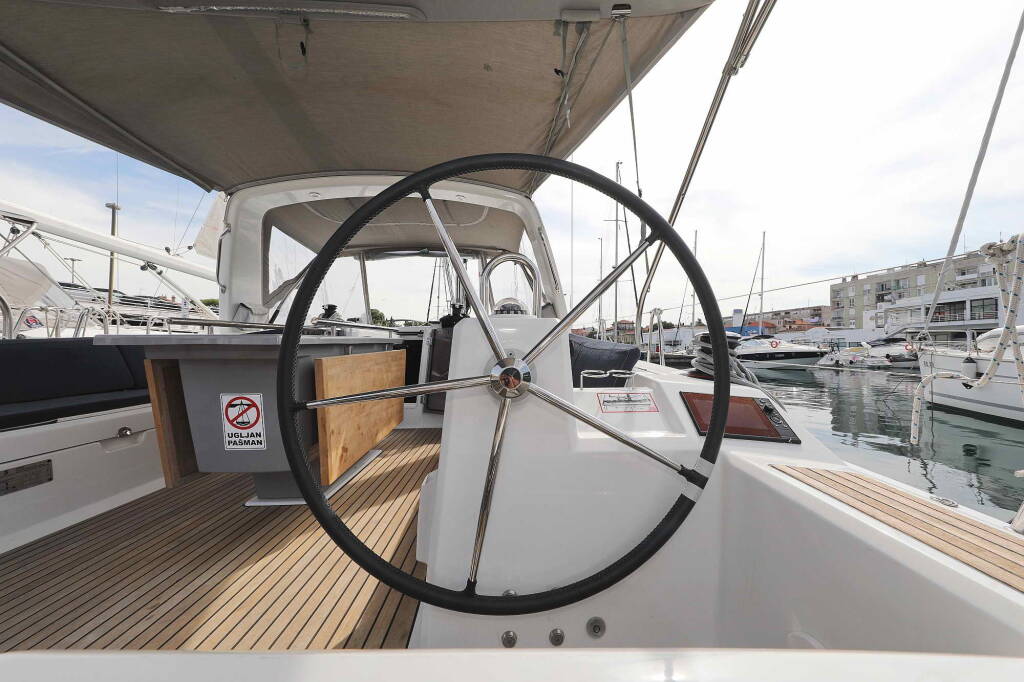 Segelyachten Oceanis 41.1 ECONOMY
