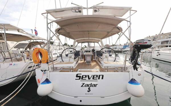 Oceanis 41.1 ECONOMY Marina Zadar (ex. Tankerkomerc)