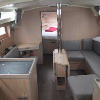 Sailing yacht Oceanis 41.1 Nina