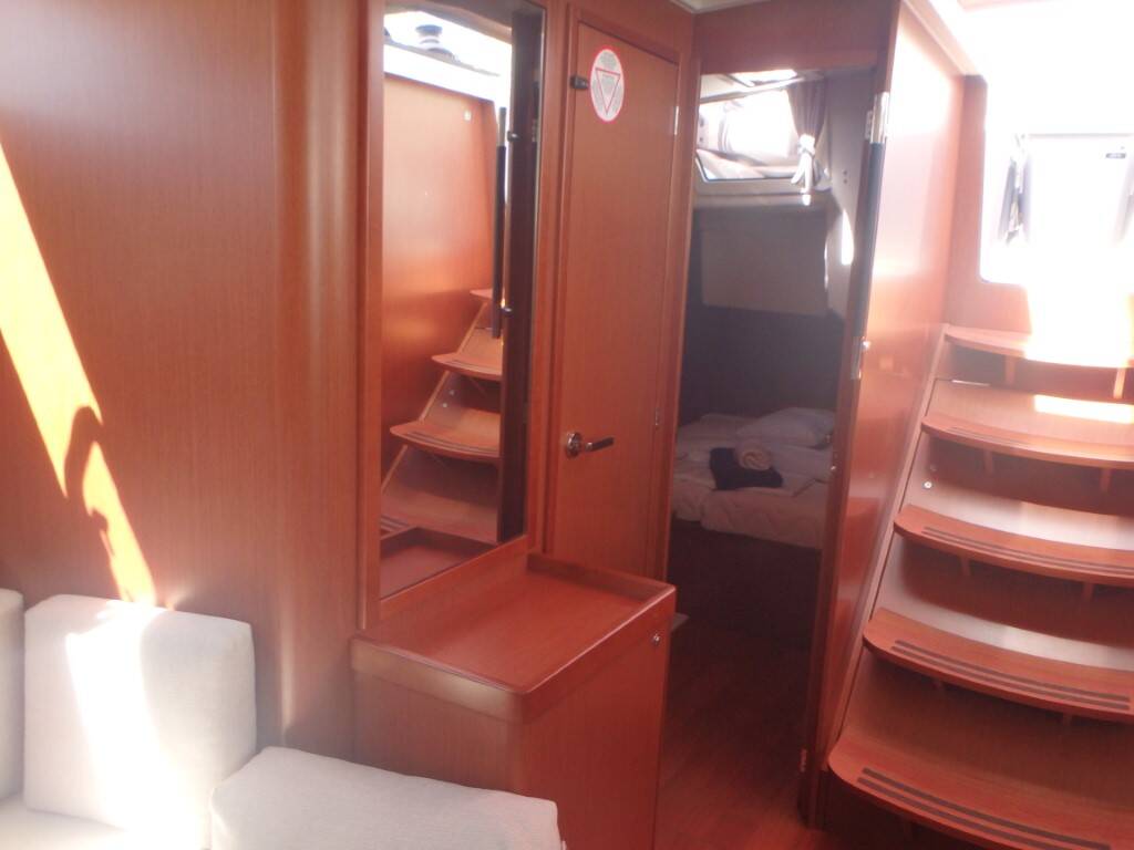 Sailing yacht Oceanis 41.1 Pia