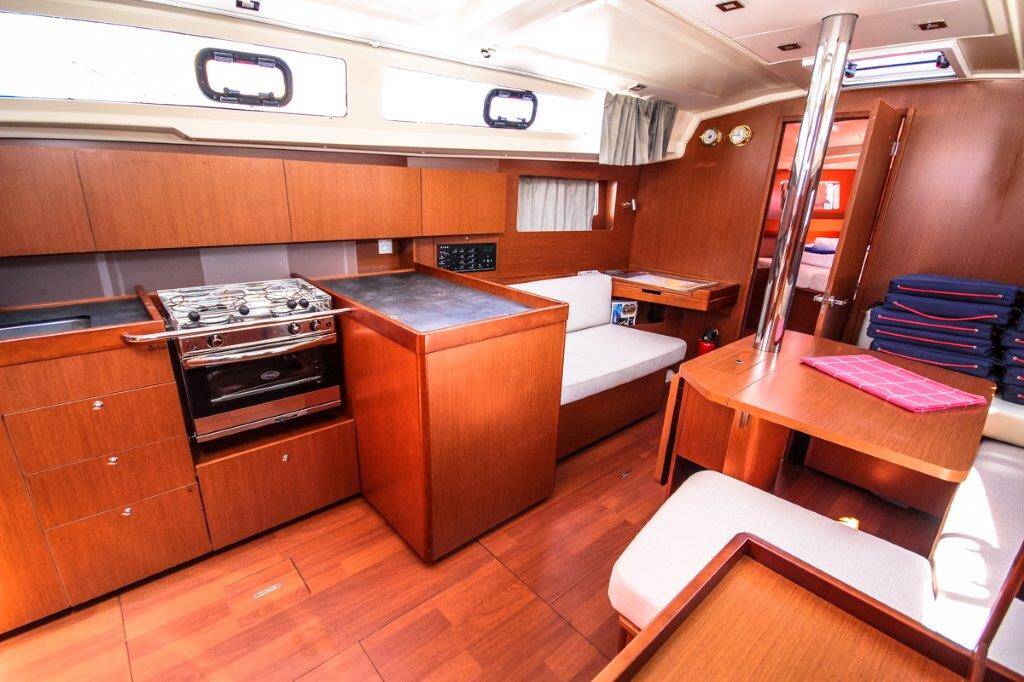 Segelyachten Oceanis 41.1 Porterusa