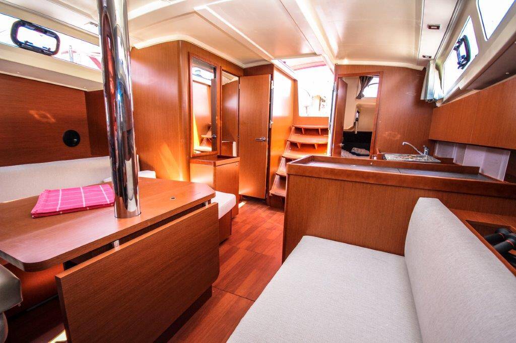 Segelyachten Oceanis 41.1 Porterusa