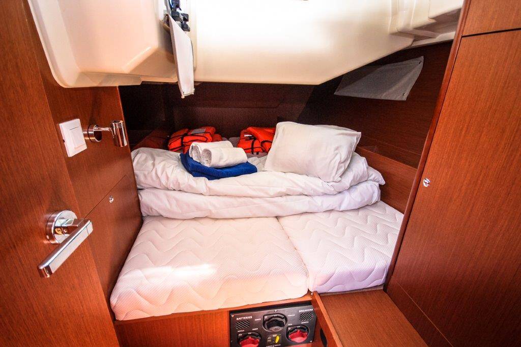 Segelyachten Oceanis 41.1 Porterusa