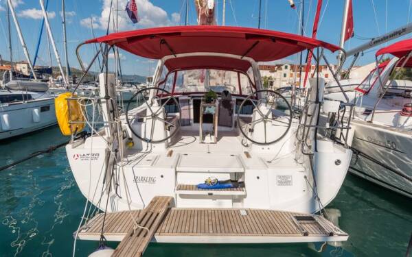 Oceanis 41.1 Sparkling ACI Marina Split