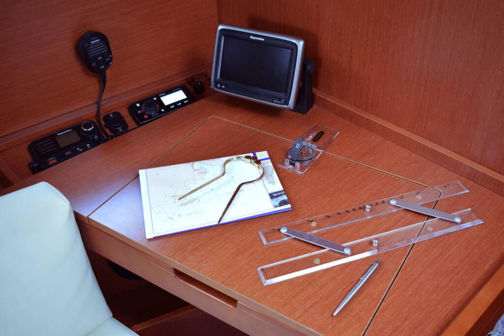 Segelyachten Oceanis 41.1 Norma