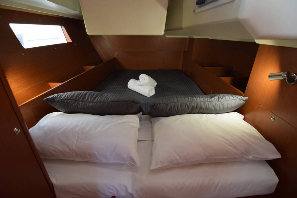 Segelyachten Oceanis 41.1 Norma