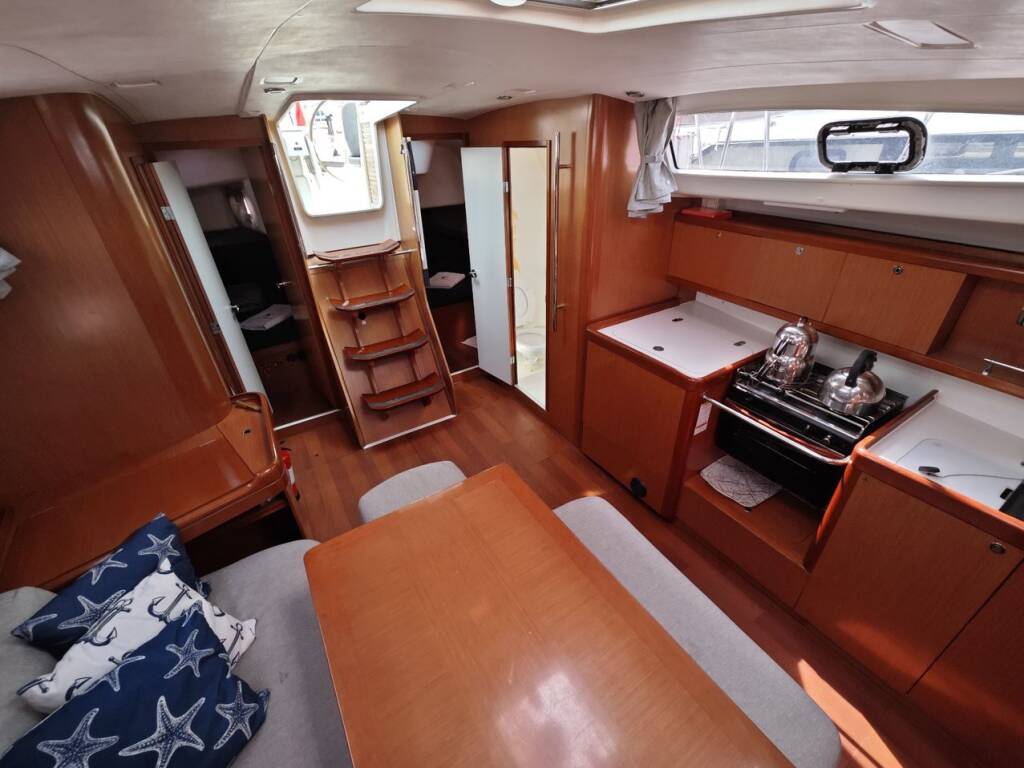 Segelyachten Oceanis 43 Family Lilium