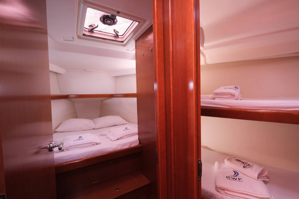 Sailing yacht Oceanis 43 Family Sophia-Maria