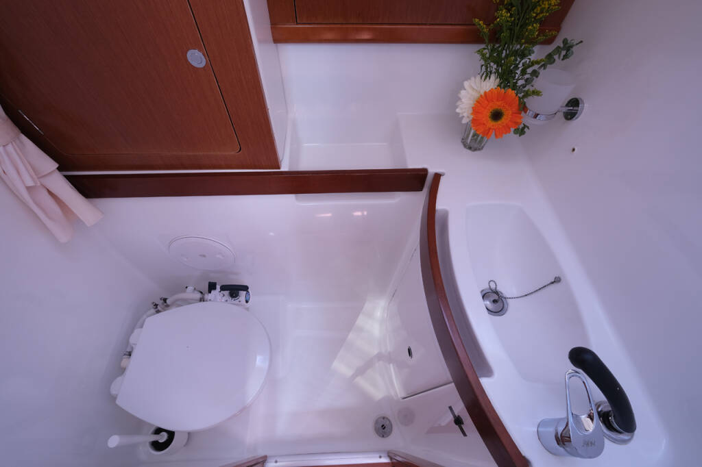 Sailing yacht Oceanis 43 Family Sophia-Maria