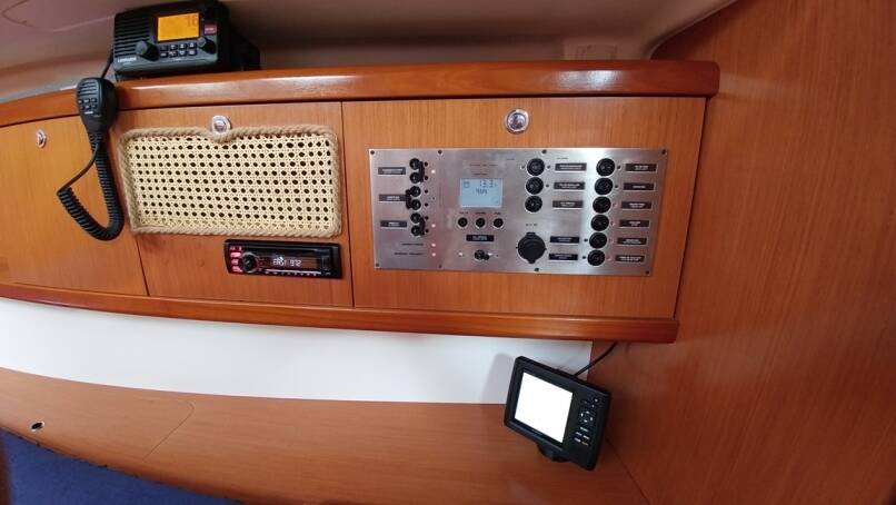 Sailing yacht Oceanis 43 Beluga