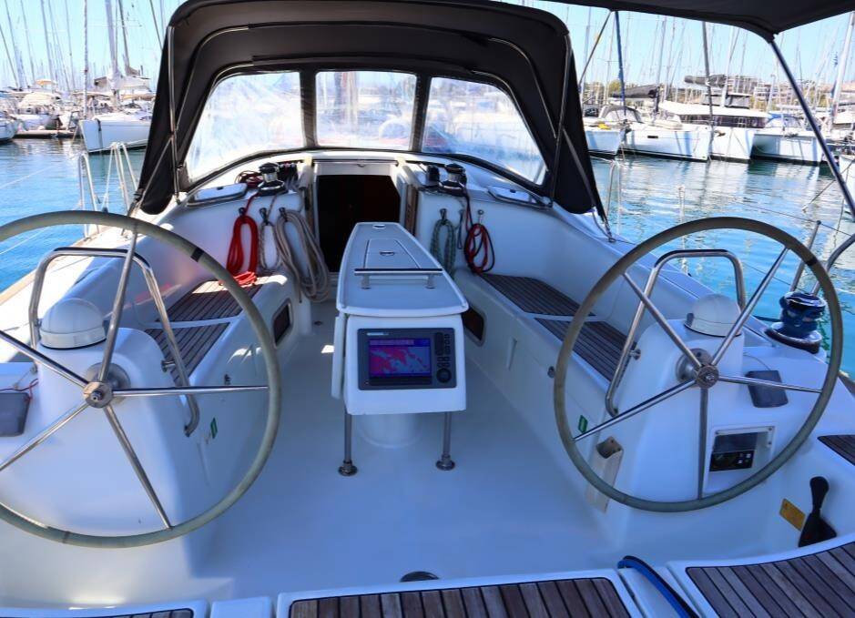Sailing yacht Oceanis 43 Fantasea