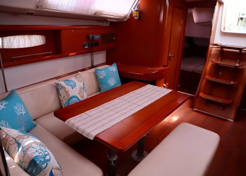 Sailing yacht Oceanis 43 Fantasea