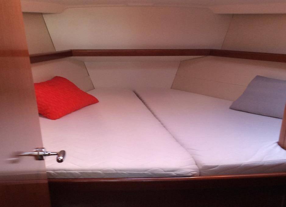 Sailing yacht Oceanis 43 Fantasea