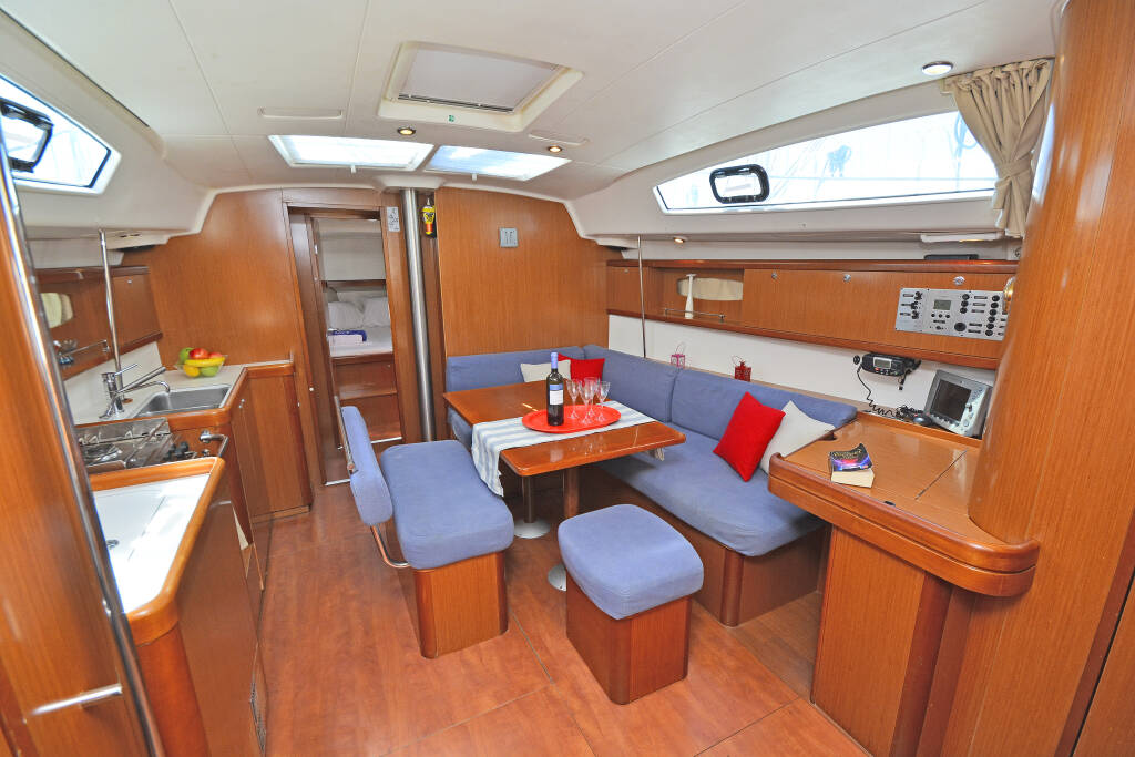 Segelyachten Oceanis 43 Konstantinos