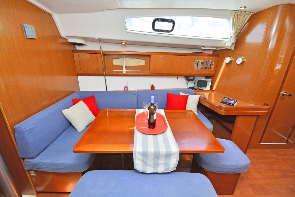 Segelyachten Oceanis 43 Konstantinos