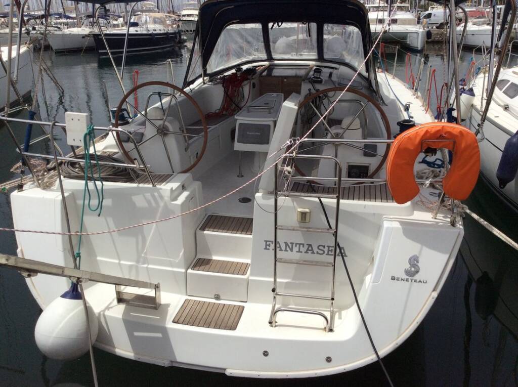 Sailing yacht Oceanis 43 Fantasea
