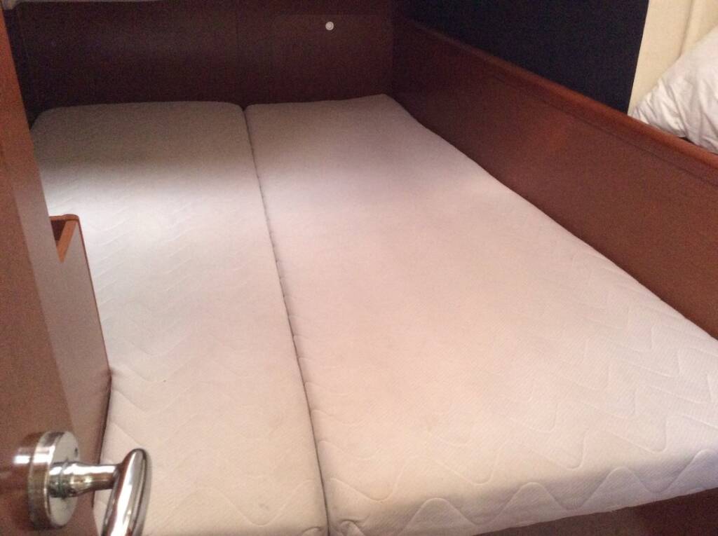 Sailing yacht Oceanis 43 Fantasea