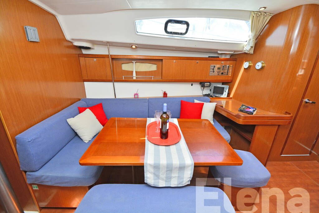 Segelyachten Oceanis 43 Elena