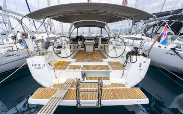 Oceanis 45 Nesi 2 Marina Kastela