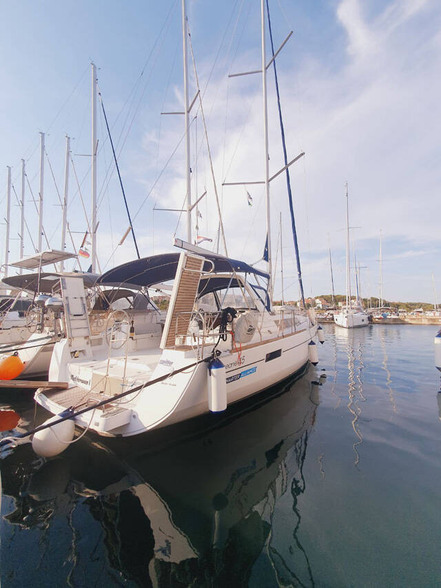 Sailing yacht Oceanis 45 Mediterraneo