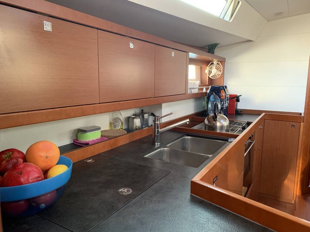 Sailing yacht Oceanis 45 Alfa