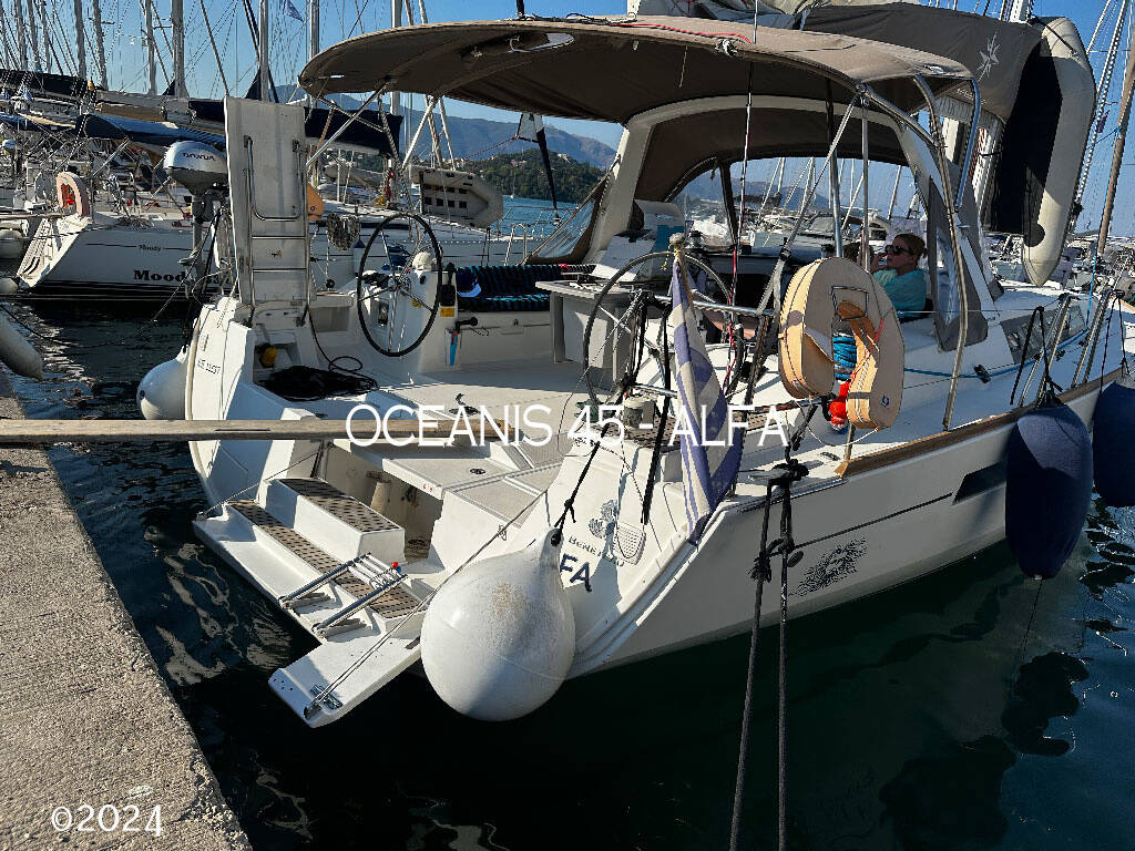 Sailing yacht Oceanis 45 Alfa