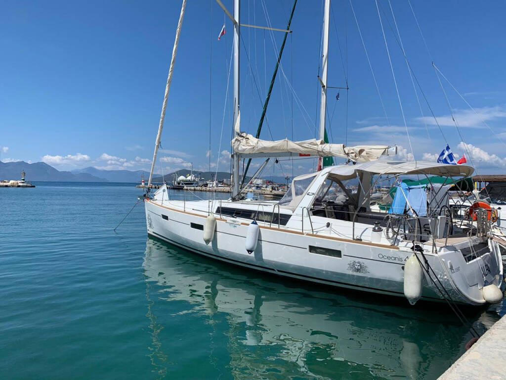 Sailing yacht Oceanis 45 Alfa