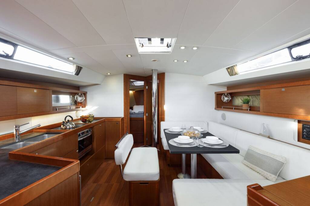 Sailing yacht Oceanis 45 Stella