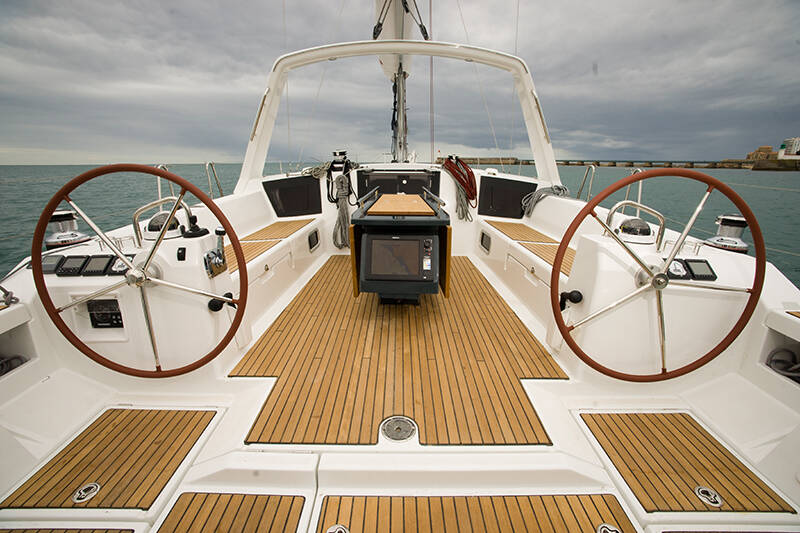 Sailing yacht Oceanis 45 Hande