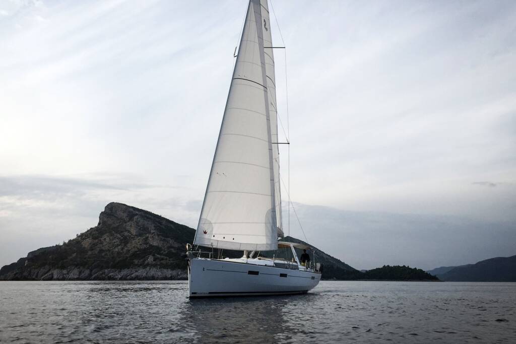 Sailing yacht Oceanis 45 Soul