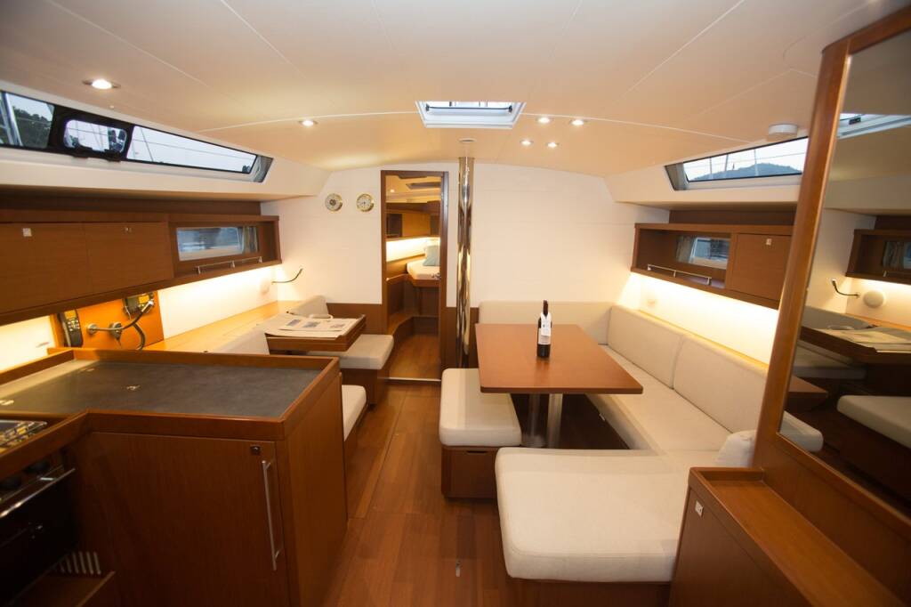 Segelyachten Oceanis 45 Dianora