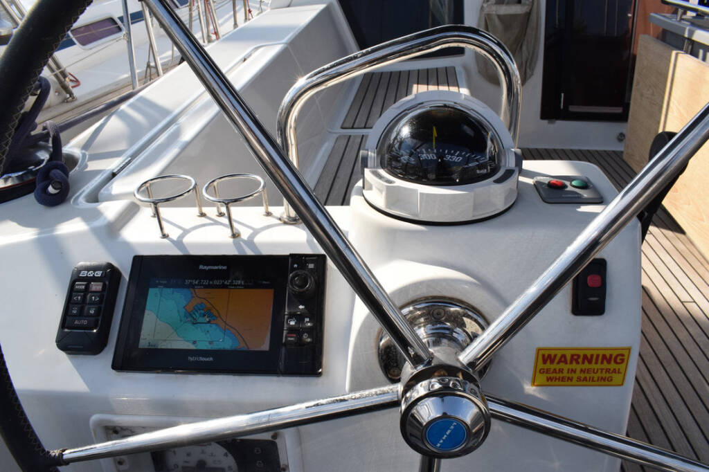 Sailing yacht Oceanis 45 Semiramis