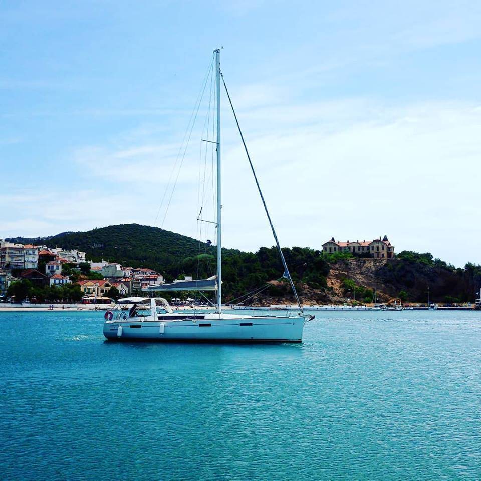 Sailing yacht Oceanis 45 Theagenis