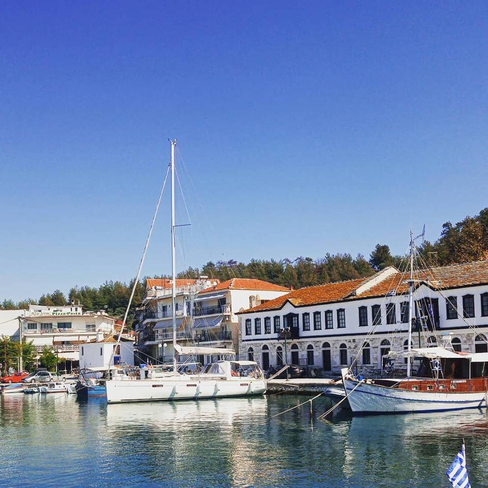 Sailing yacht Oceanis 45 Theagenis