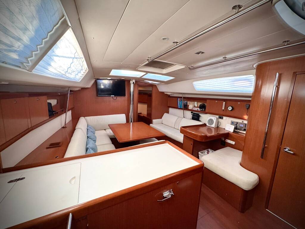 Segelyachten Oceanis 46 Viento