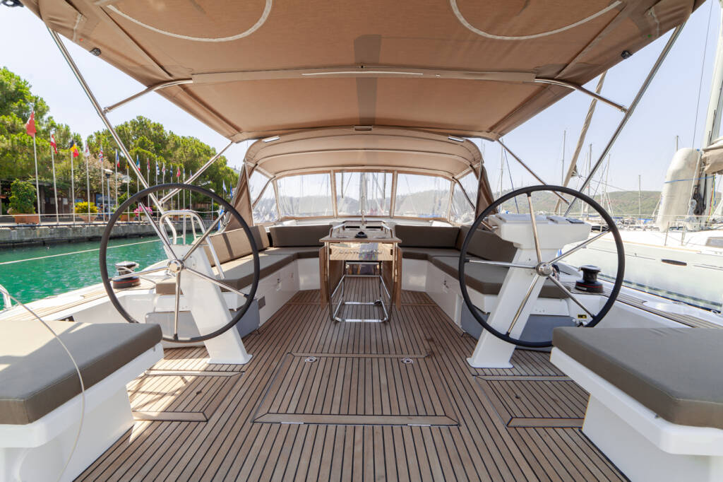 Sailing yacht Oceanis 46.1 Sail Delta