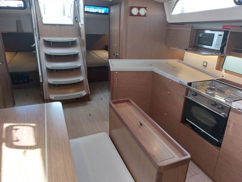 Segelyachten Oceanis 46.1 Kalmi