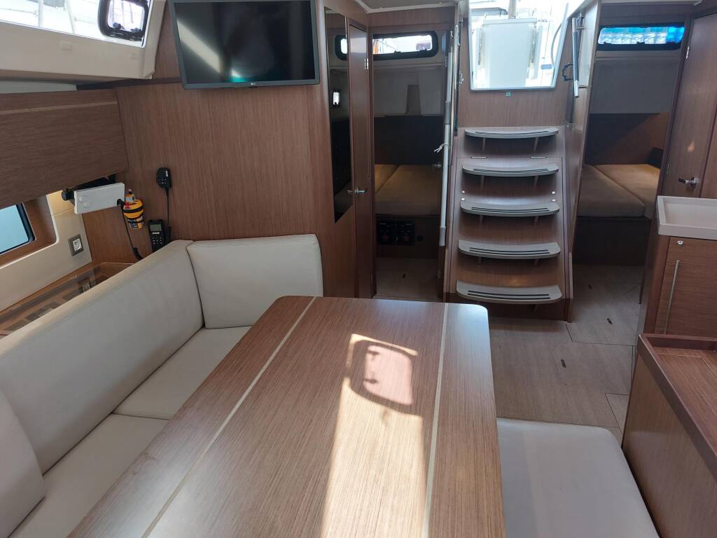 Segelyachten Oceanis 46.1 Kalmi