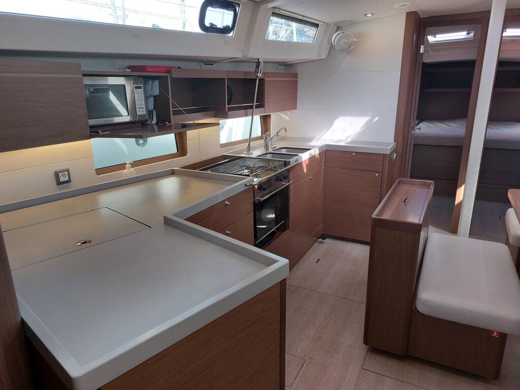Segelyachten Oceanis 46.1 Kalmi