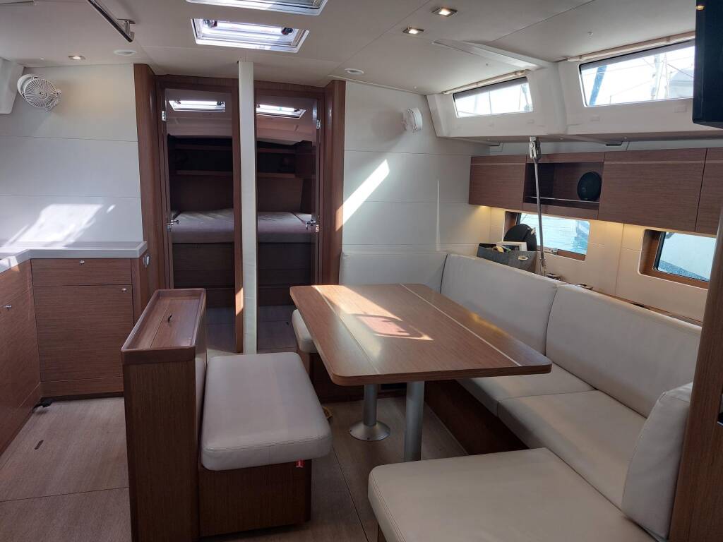 Segelyachten Oceanis 46.1 Kalmi