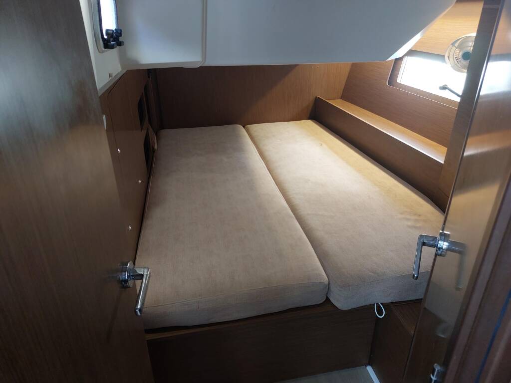 Segelyachten Oceanis 46.1 Kalmi
