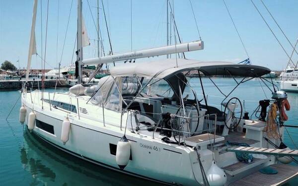 Oceanis 46.1 Aeolian Melody Preveza, Main Port