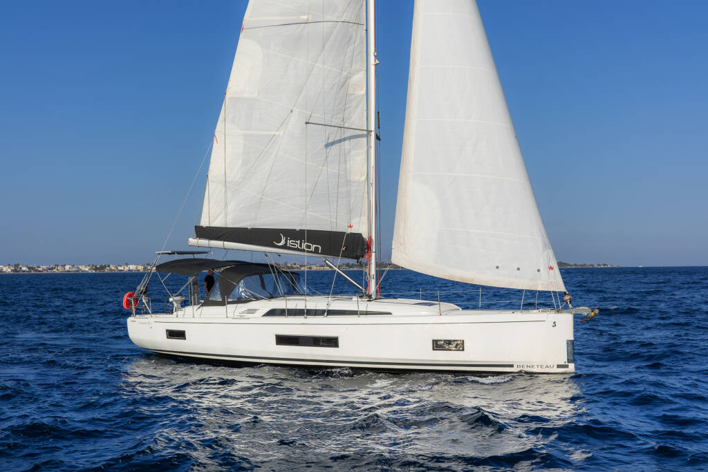 Sailing yacht Oceanis 46.1 Rebekka Blue
