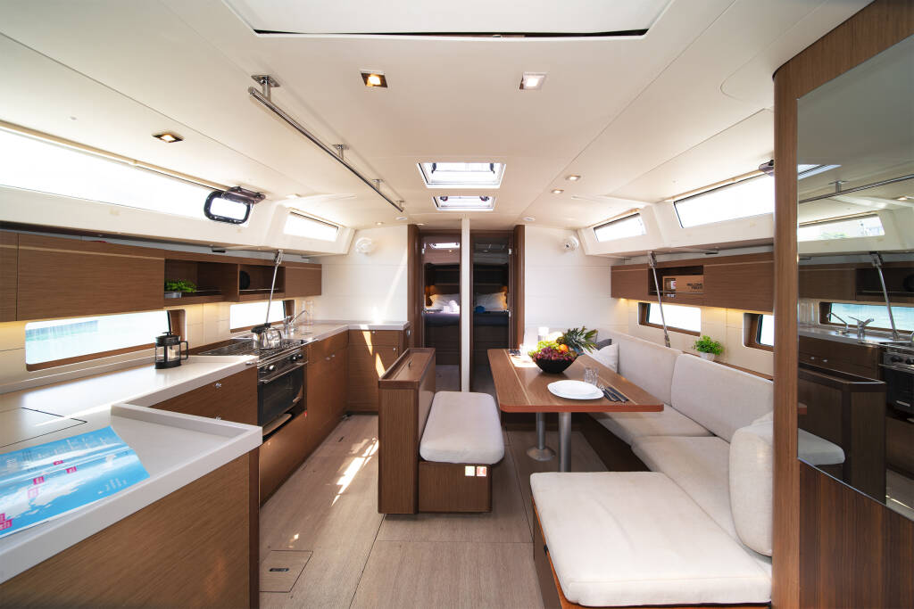 Sailing yacht Oceanis 46.1 Rebekka Blue